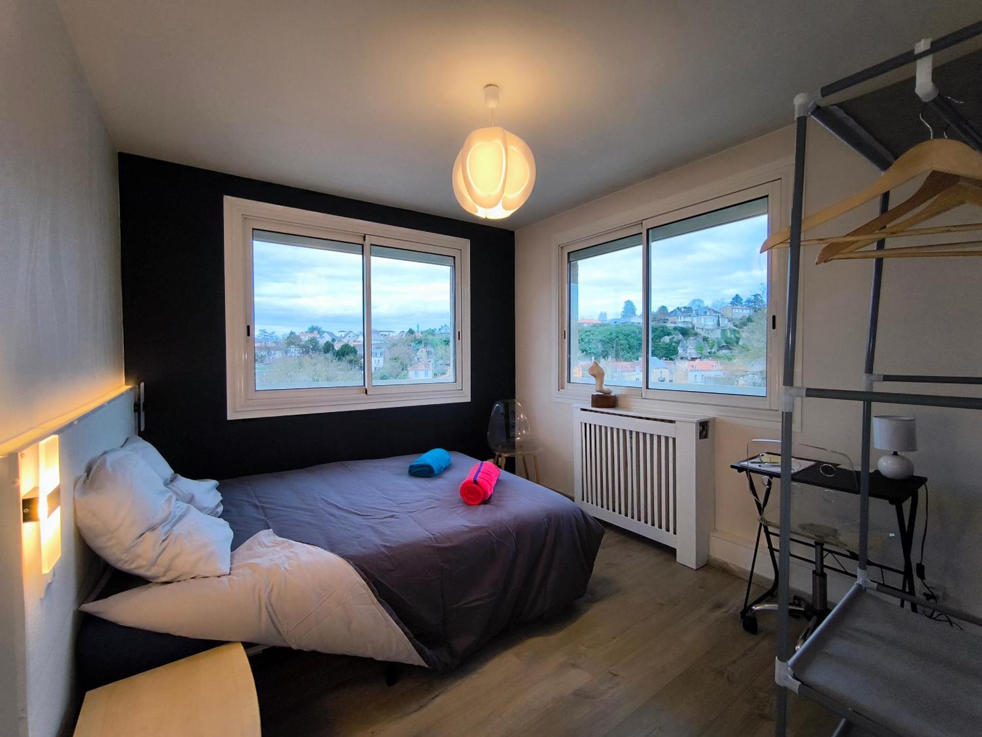 Chez Jean-Claude, Vue Panoramique Au Reveil Lejlighed Poitiers Eksteriør billede