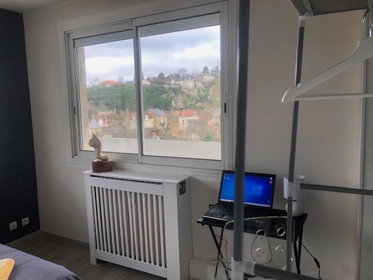 Chez Jean-Claude, Vue Panoramique Au Reveil Lejlighed Poitiers Eksteriør billede